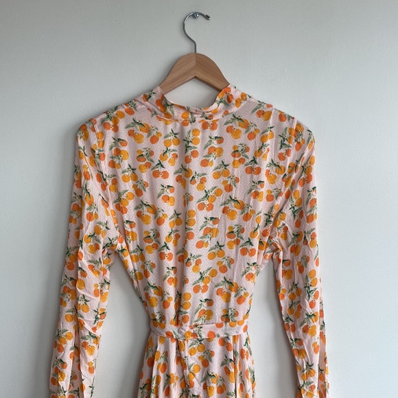 Worth It Grapefruit-Print Robe - Picture 8 of 12
